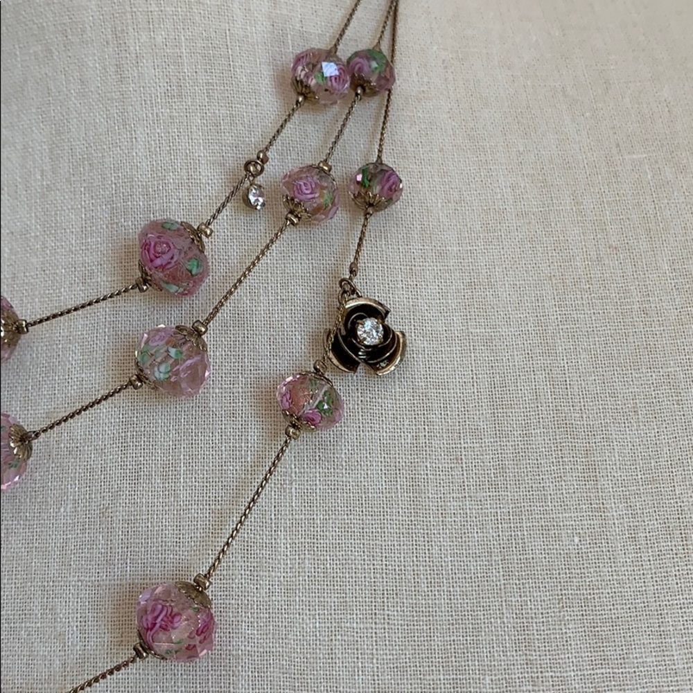 Betsey Johnson layered flower bead necklace - Picture 2 of 4